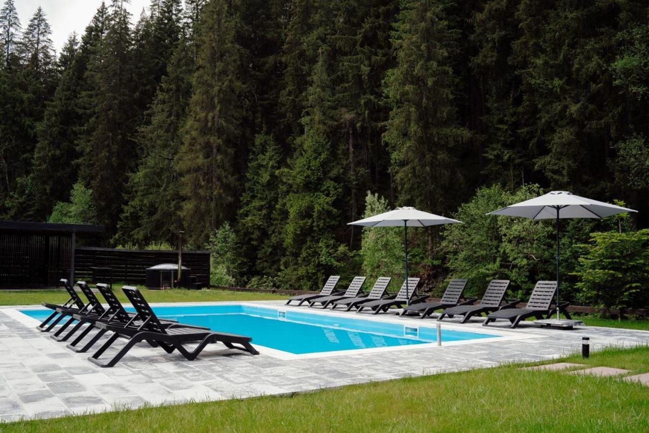 Berghaus Bukovel Villa Exterior photo